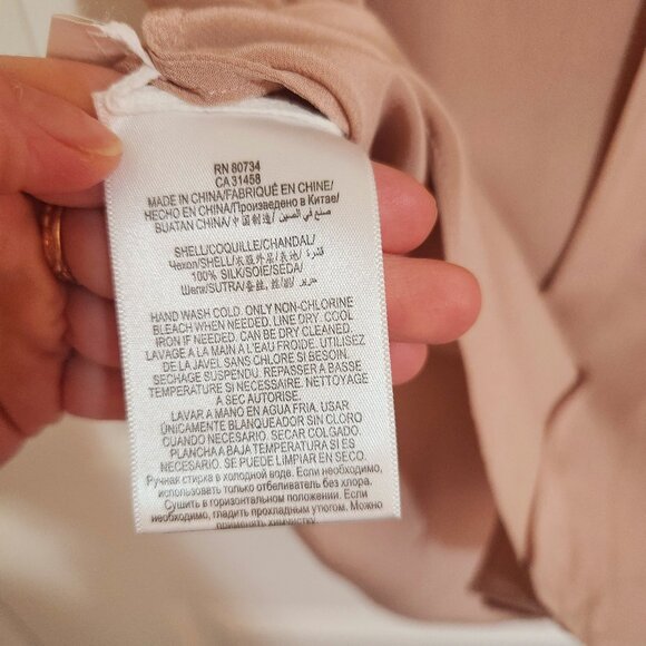 BCBGMaxAzria Silk Vanesa Sleeveless Blouse Shadow Blush S - Picture 6 of 7